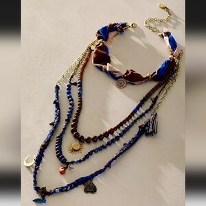 🌟NWT 🌟 Ariana Ost River Layer Necklace